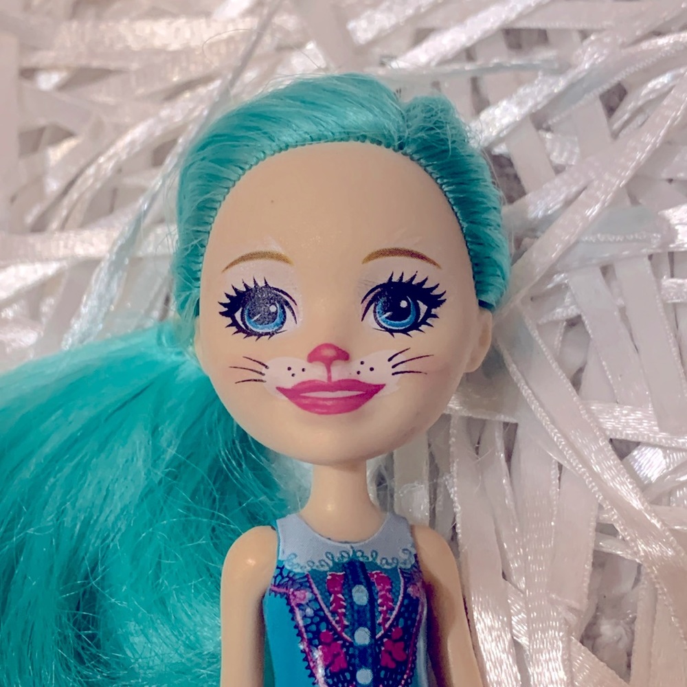 Bree Bunny Enchantimals doll 6”
